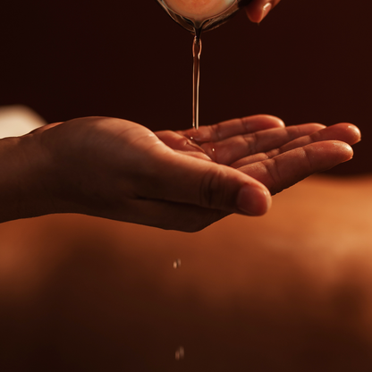 BAEHR Massagekerze – Anwendungsbeispiel